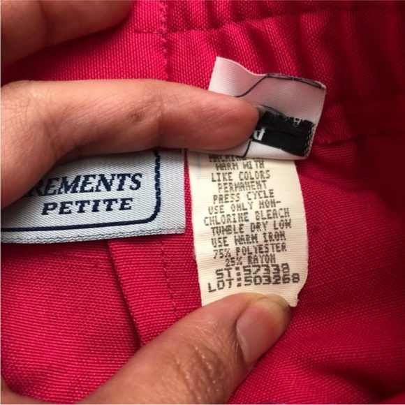 VTG Pencil Skirt - Picture 3 of 8